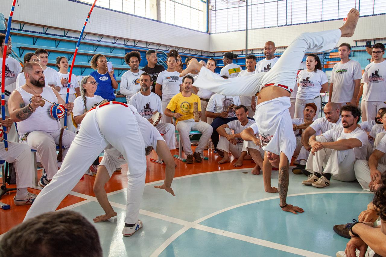 Escola de Rio Claro dedica-se há mais de 20 anos ao ensino da Capoeira para crianças, adolescentes e adultos, promovendo a valorização da cultura afro-brasileira por meio da educação