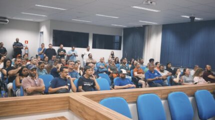 Há alguma semanas, feirantes de Rio Claro foram protestar na Câmara Municipal de Rio Claro por soluções nas feiras