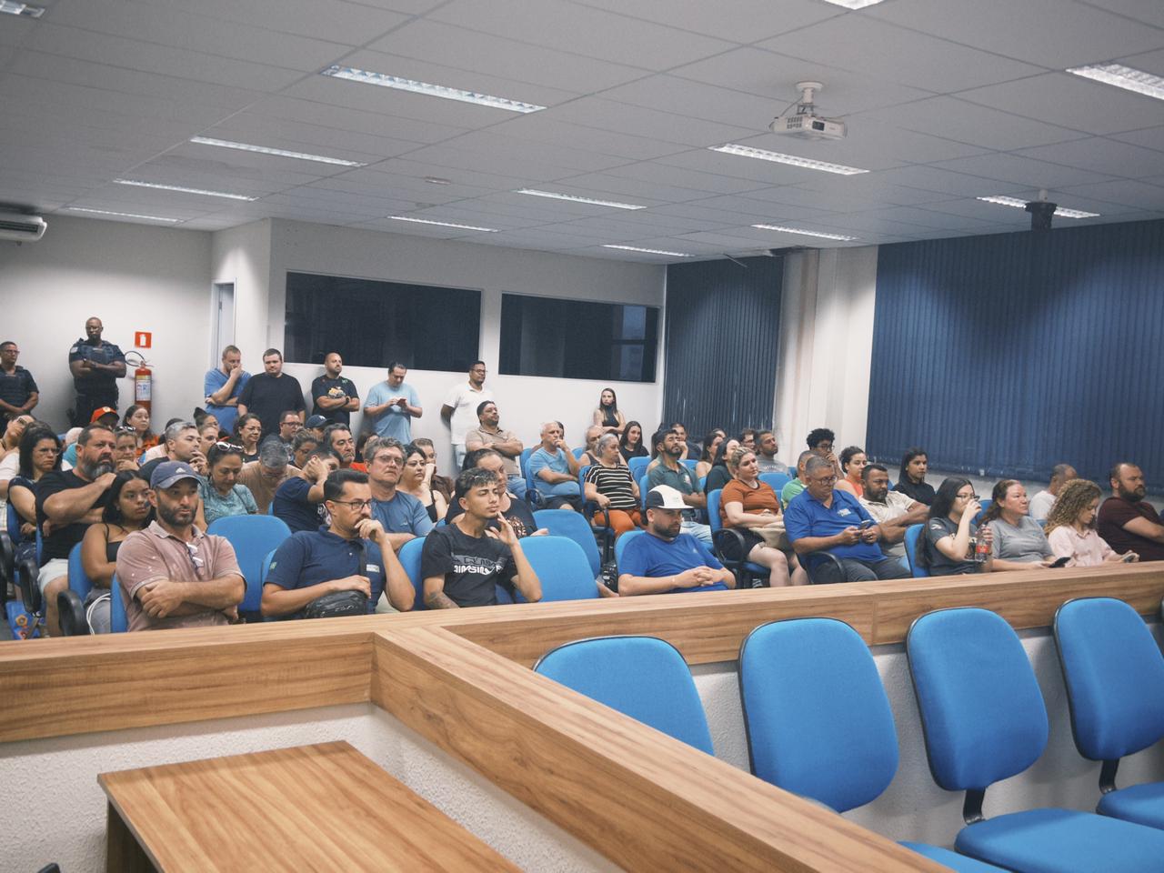 Há alguma semanas, feirantes de Rio Claro foram protestar na Câmara Municipal de Rio Claro por soluções nas feiras