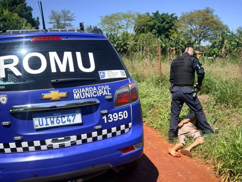 Homem foi preso suspeito de matar o pai a pauladas na área rural de Araras, SP. Foto: Guarda Civil Municipal de Araras
