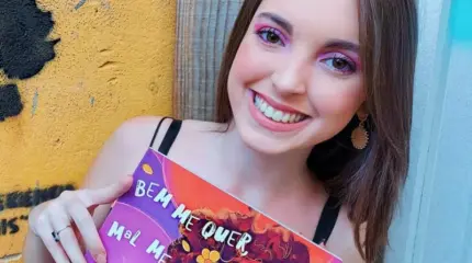 Autora e escritora Anna Luiza Calixto