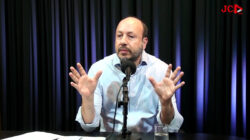 Prefeito Gustavo Perissinotto na rádio JC FM