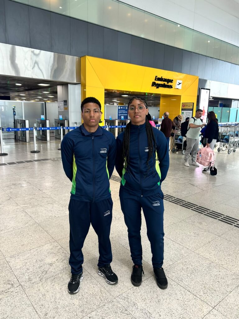 Os atletas da MM Boxe Pedro “Pepeu” Cardoso e Stephani “Pantera” Amaral