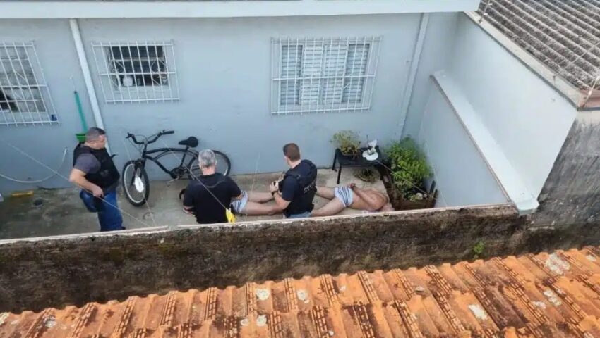 Polícia Civil prende irmãos, que agora foram condenados pelos dois crimes abaixo